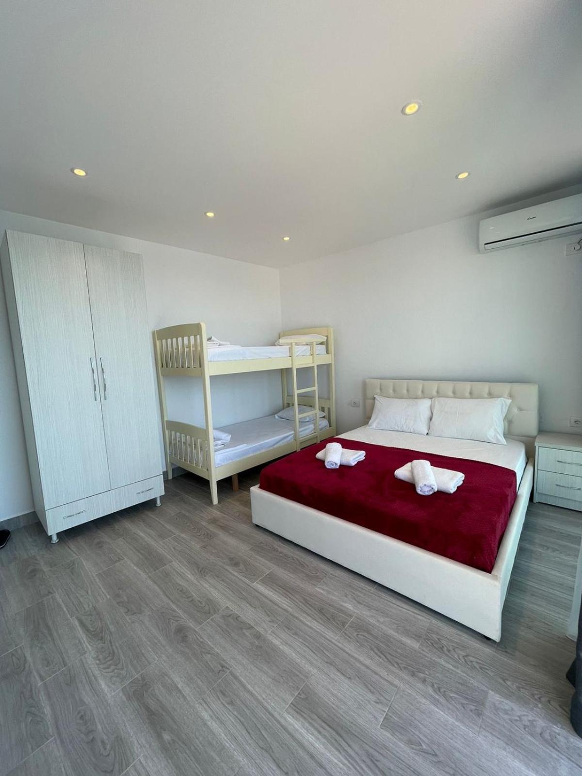 Panorama Sea View Apartments Vlorë Extérieur photo