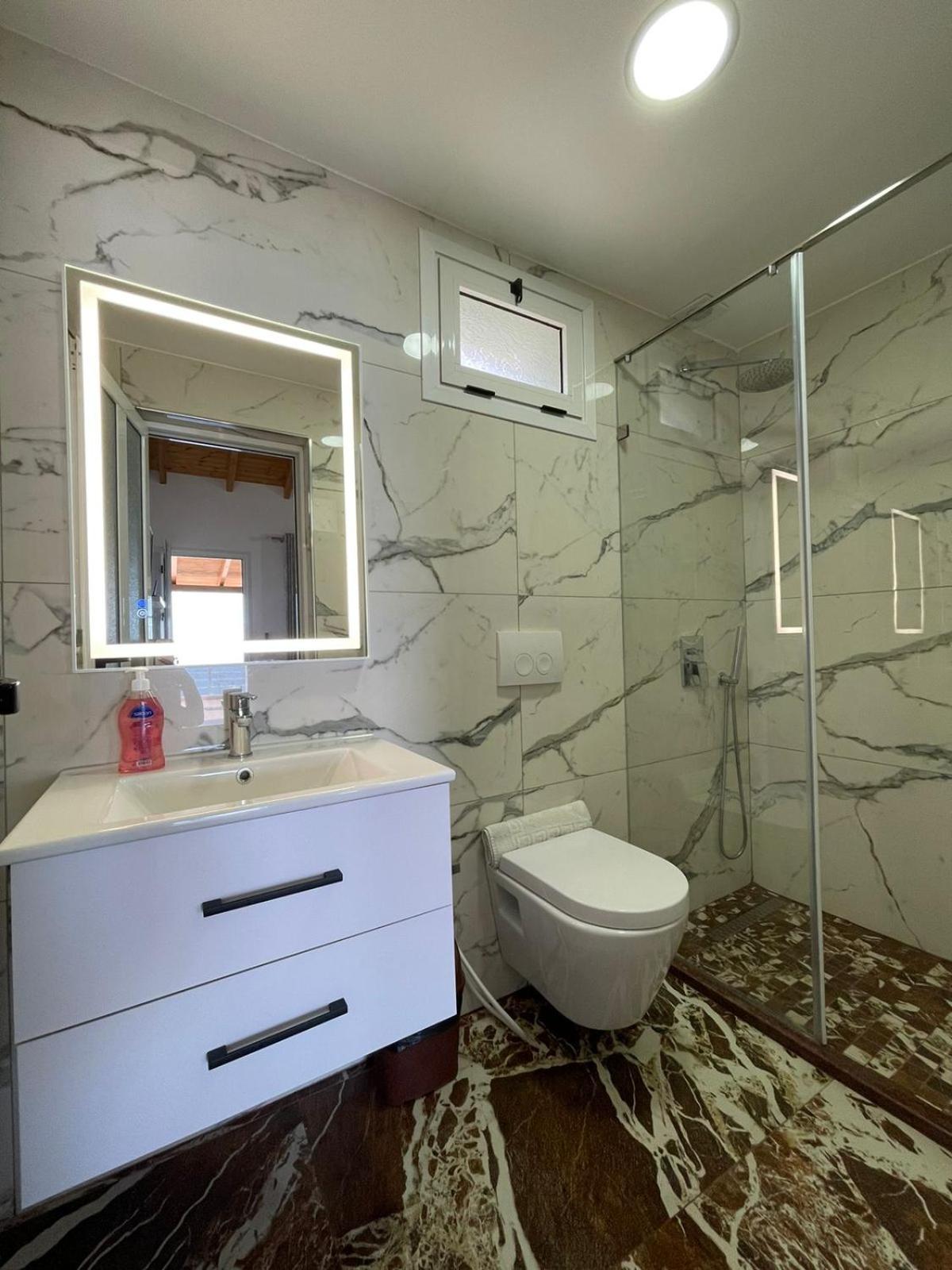 Panorama Sea View Apartments Vlorë Extérieur photo